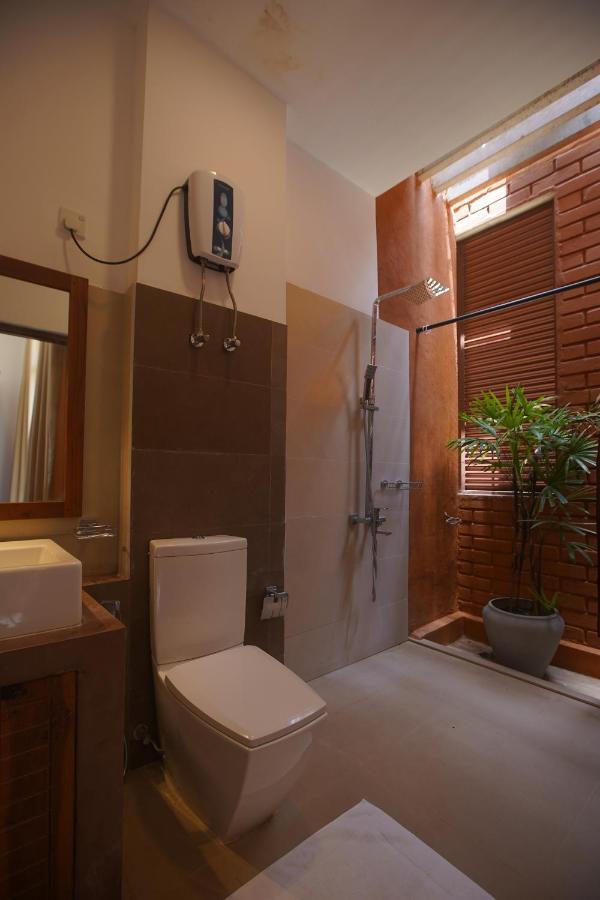 Monaara Leisure - Anuradhapura Exteriör bild